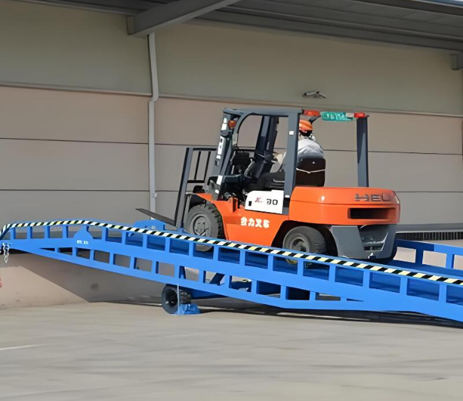 如东移动式卸货平台（叉车用）